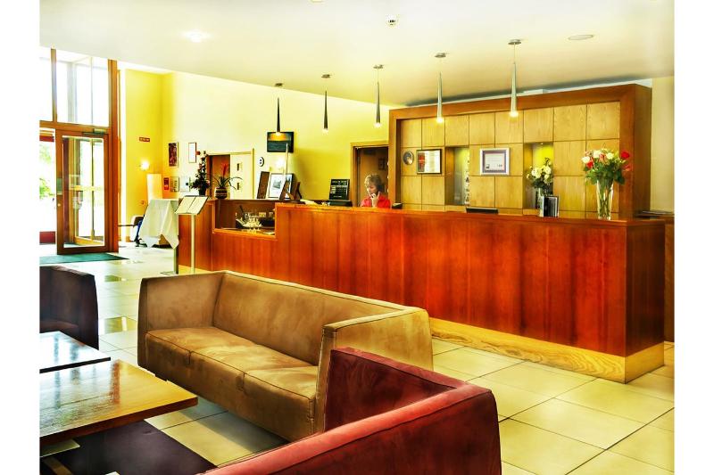 فندق Ramada Lough Allen