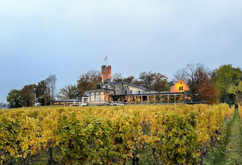 Relais & Châteaux Hotel Burg Schwarzenstein