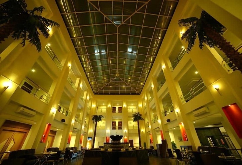 Отель Renest Gandhidham