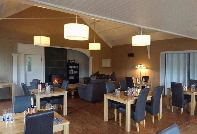 هتل The Carradale