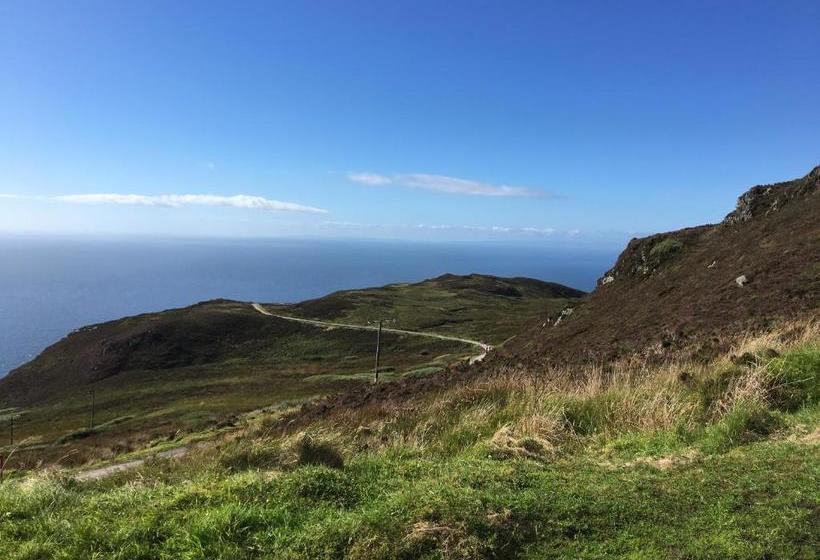 هتل The Carradale