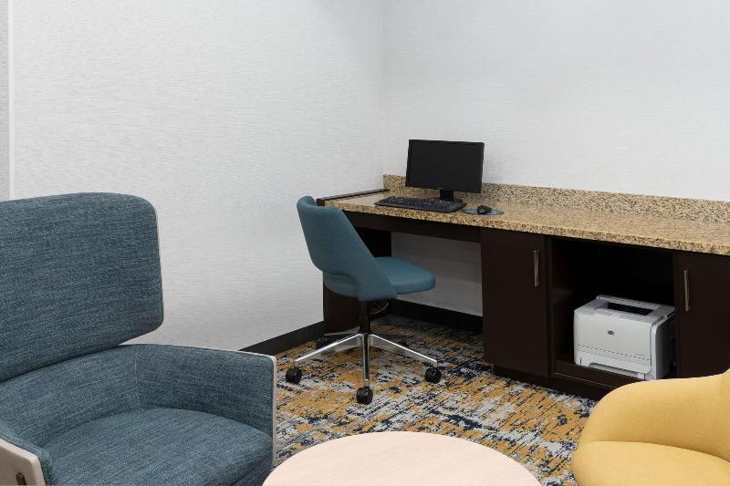 هتل Towneplace Suites By Marriott Sudbury