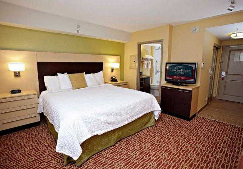 هتل Towneplace Suites By Marriott Sudbury