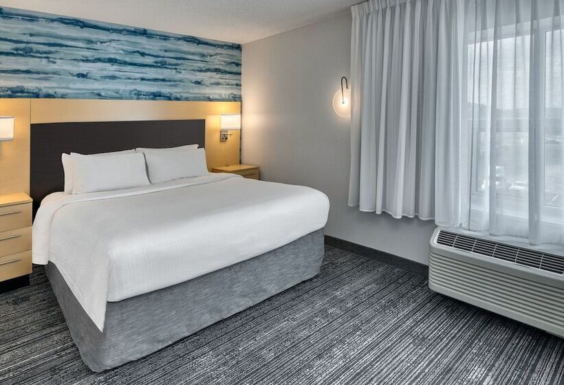 هتل Towneplace Suites By Marriott Sudbury