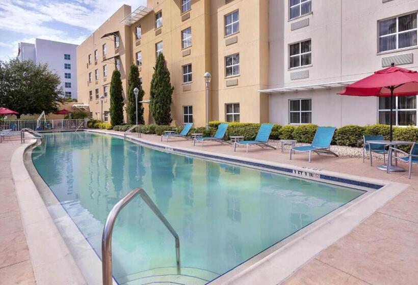 هتل Towneplace Suites Tampa Westshore/airport