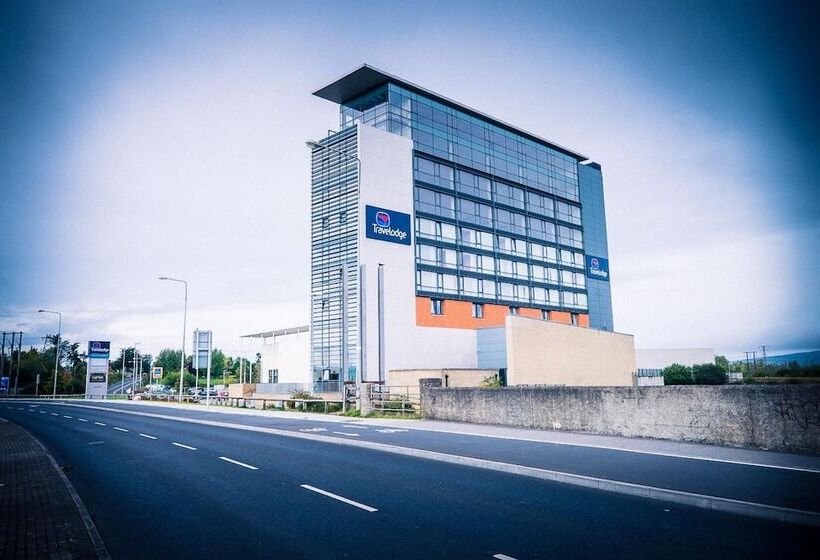 هتل Travelodge Limerick Castletroy