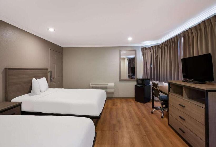 모텔 Econo Lodge