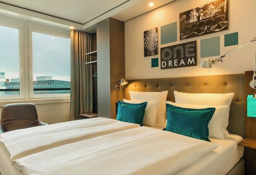 Motel One Munich Campus