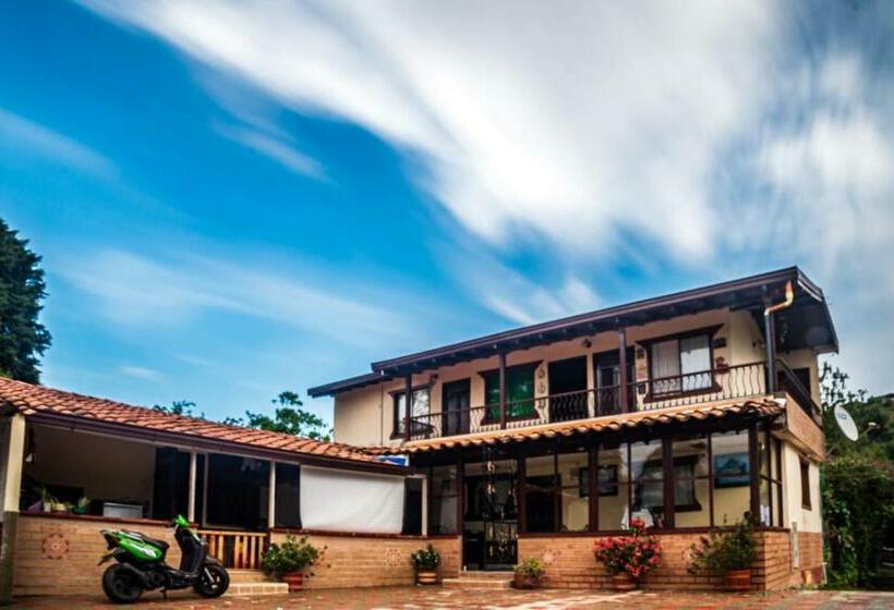 Общежитие Finca Hotel El Mirador
