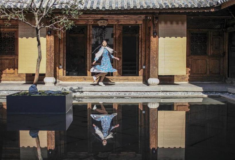 Hotelli 大理甲科第文化民宿