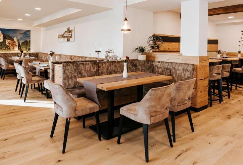 ホテル Gasthof Berger