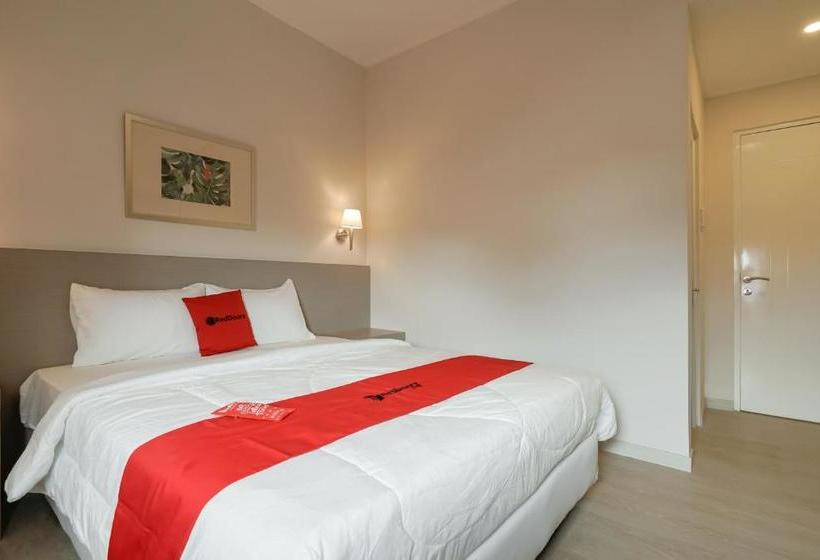 فندق Reddoorz Syariah Plus @ Bsd City