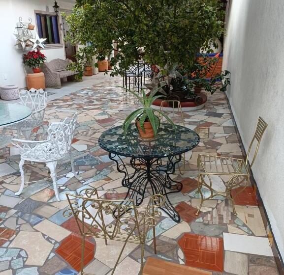 بنسيون Casa Limon