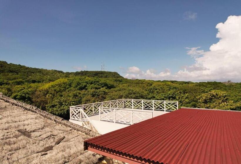 אתר נופש Akasha Beach Club