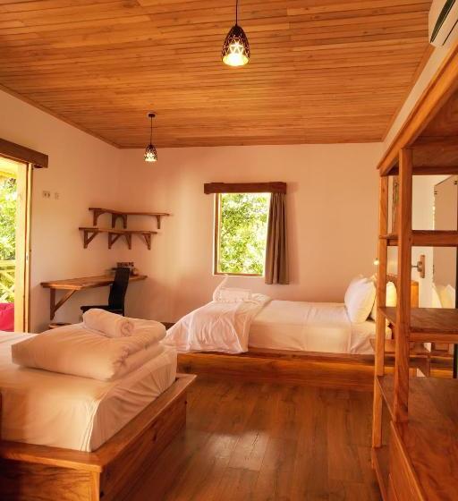 אתר נופש Akasha Beach Club