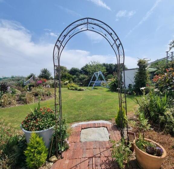 צימר Oak Tree Lane Country B And B
