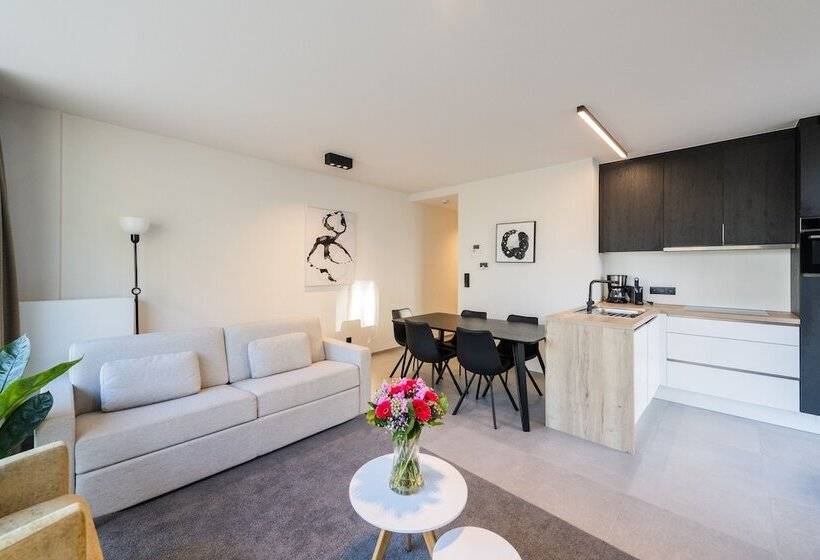Belcasa Beach Suites & Lofts Apart