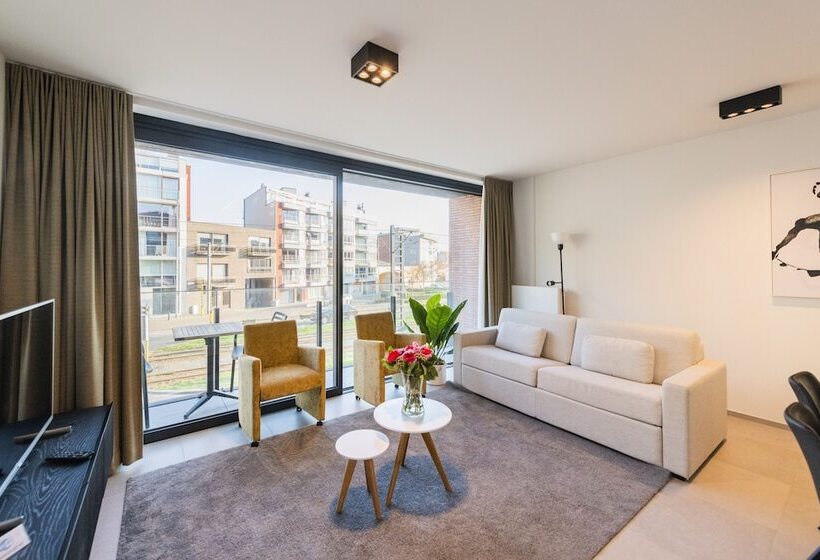 Belcasa Beach Suites & Lofts Apart