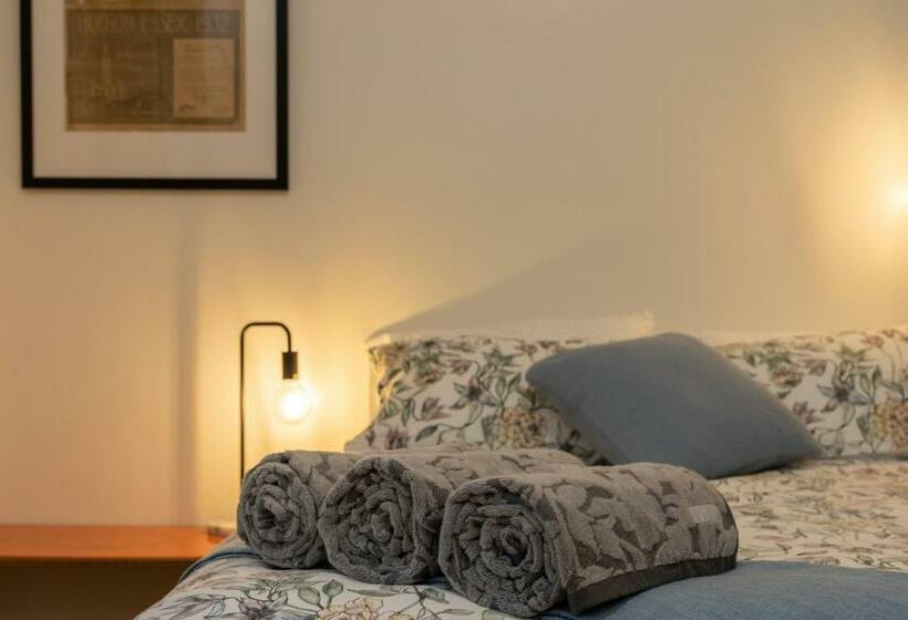 فندق Avalon Farm Stay