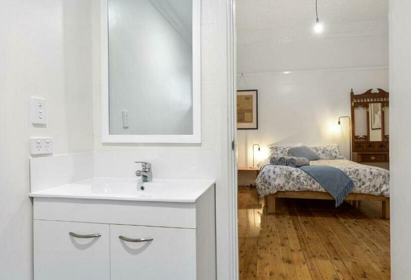 Отель Avalon Farm Stay