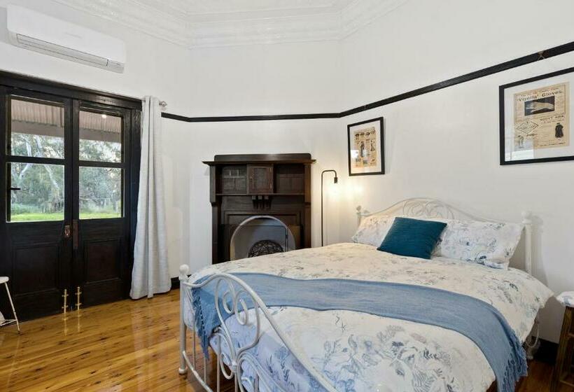 فندق Avalon Farm Stay