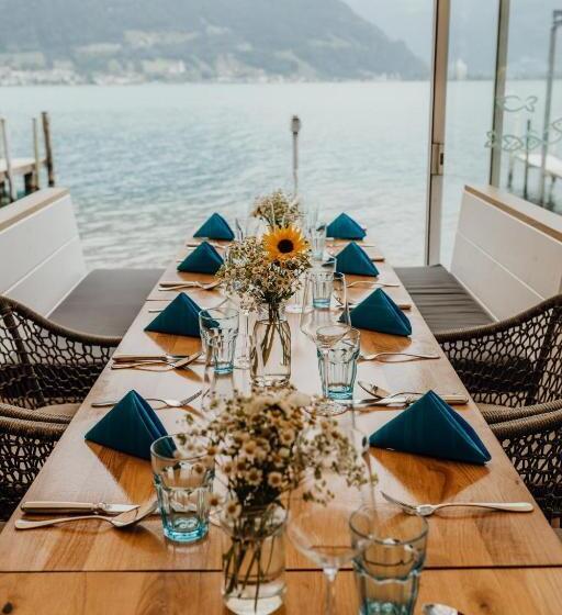 Отель Beachhouse Isleten