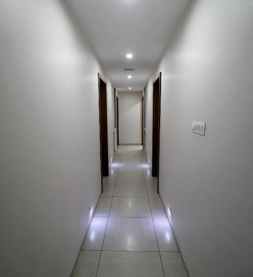 Отель Nova Sahaj Residency