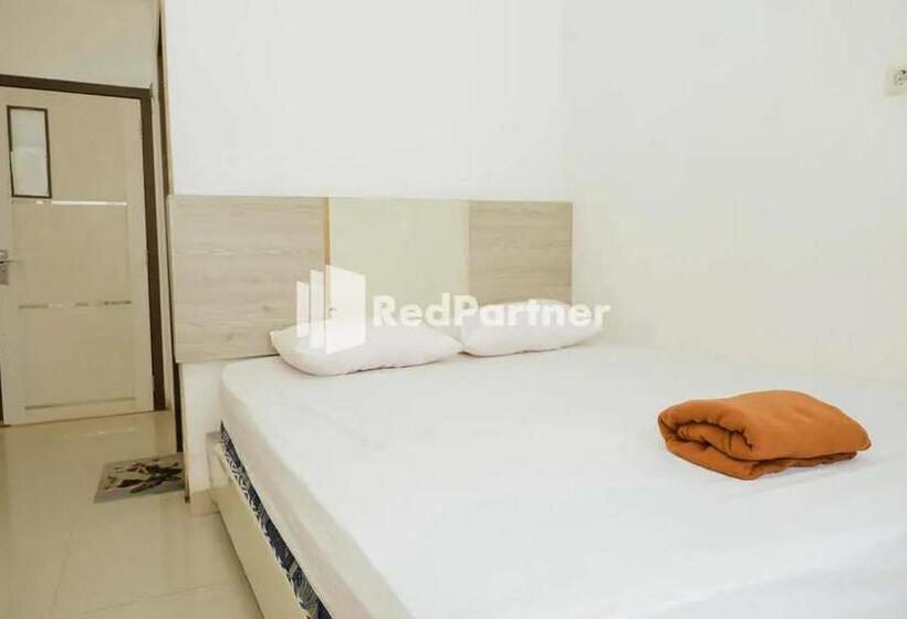 هتل Radja Homestay Mitra Reddoorz