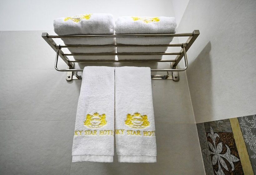 هتل Sky Star