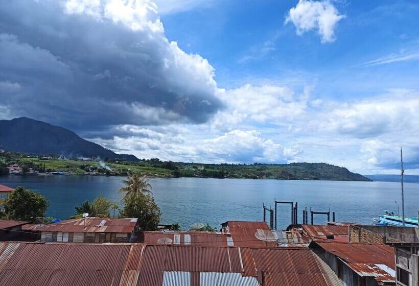 هتل Sumatera Balige