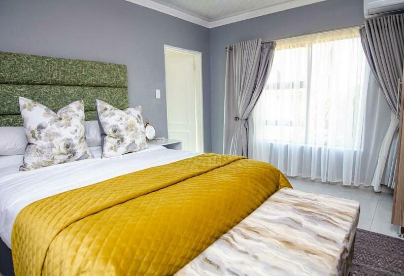 Пансион House Of Sollys Guesthouse