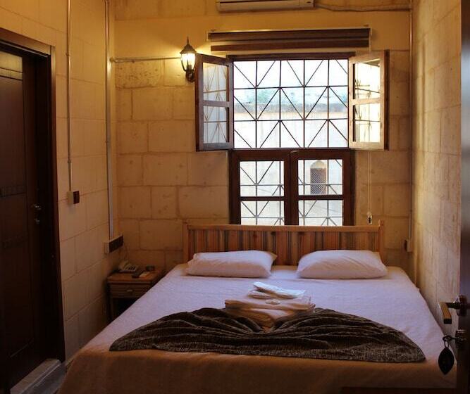 هتل Duran Aga Konagi