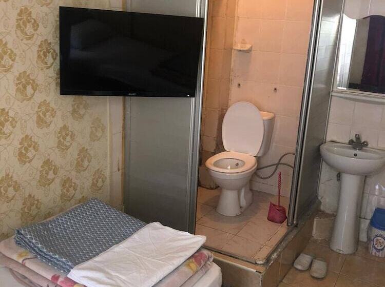 Eser Palas Oteli̇