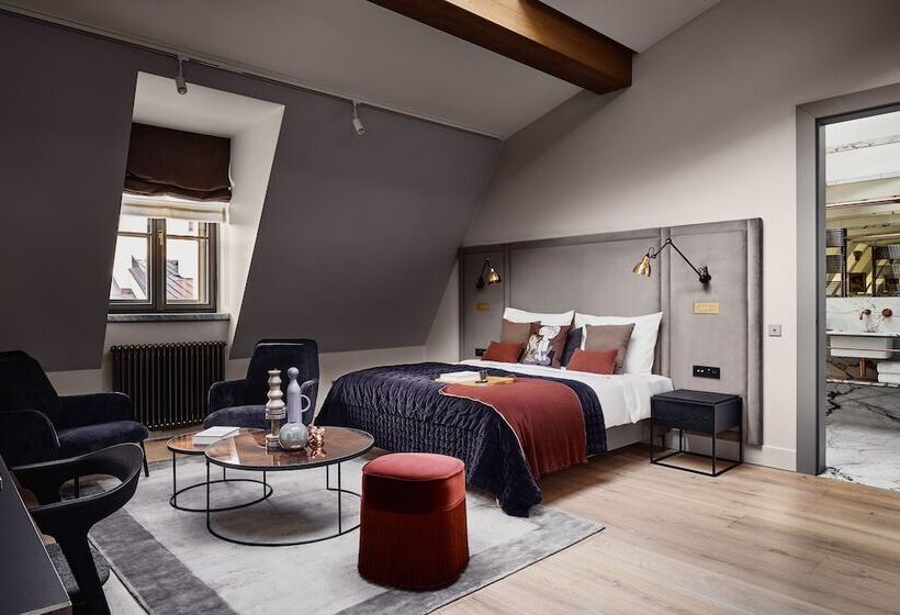 H15 Luxury Palace   Destigo Hotels