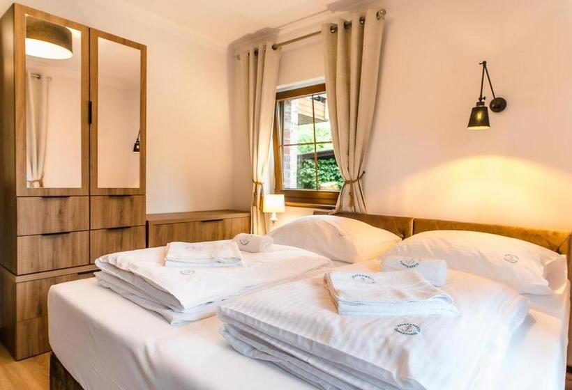 簡易ホテル Apartamenty Kapitańskie