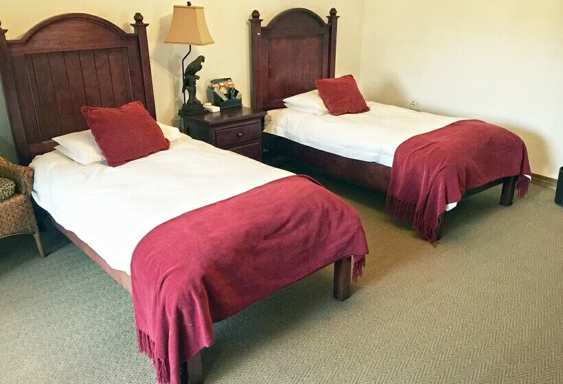 בית מלון כפרי Buisfontein Safari Lodge