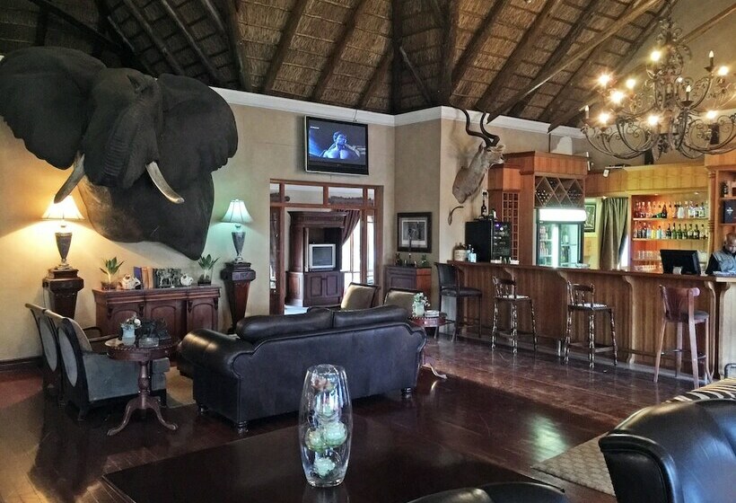 בית מלון כפרי Buisfontein Safari Lodge