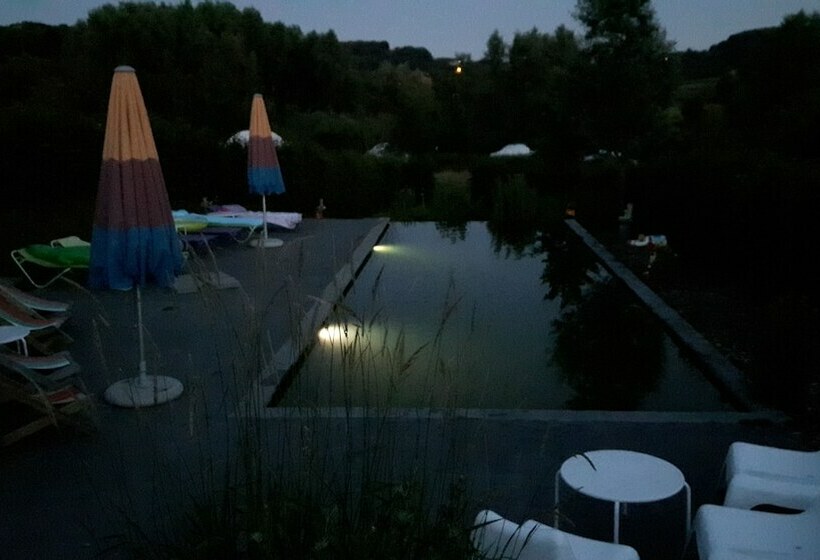 هتل Ecochique