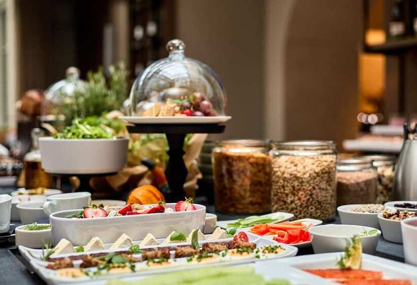 H15 Luxury Palace   Destigo Hotels