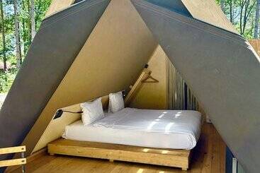 هتل Longosphere Glamping