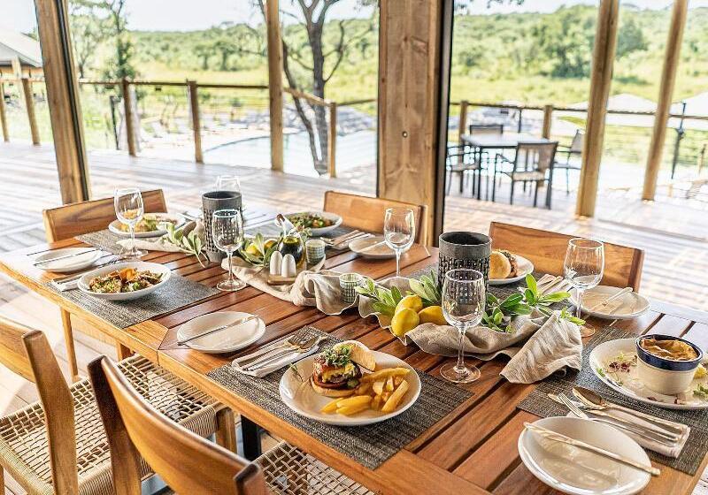 هتل Mdluli Safari Lodge