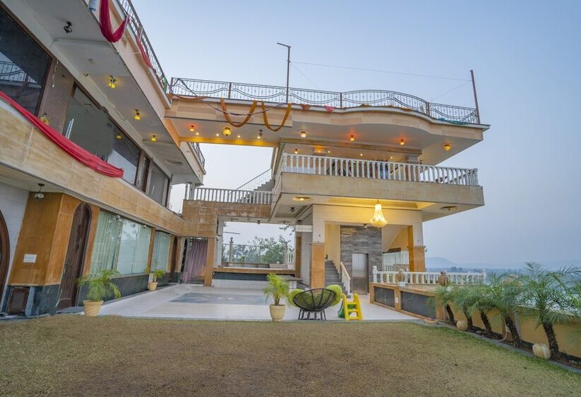 호텔 Narmade River View Resort