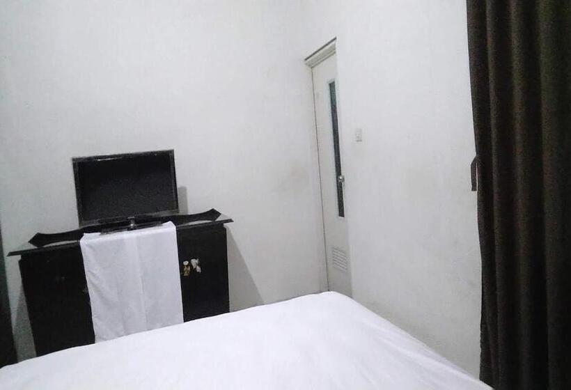 هتل Oyo 90614 Spring Homestay