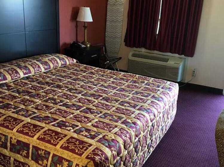هتل Ozark Springs Lodge