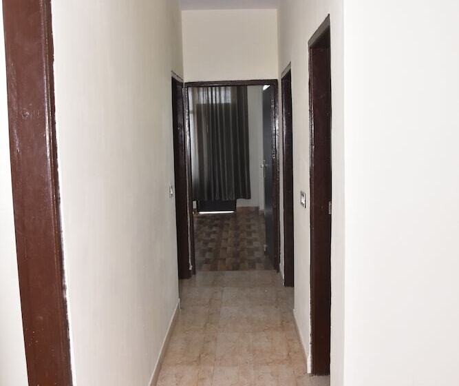 호텔 Presidia Heights Apartment