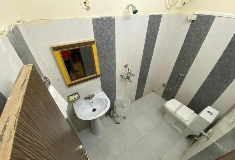 هتل Sky Residency