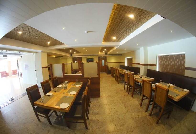 酒店 Swarna Inn