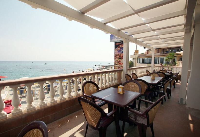 هتل Villaggio Quattro Scogli