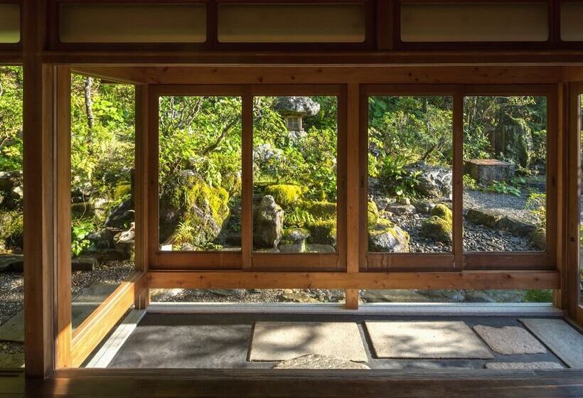 Nipponia Hotel Ozu Castle Town
