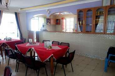 پانسیون Eliane Resort Bungoma